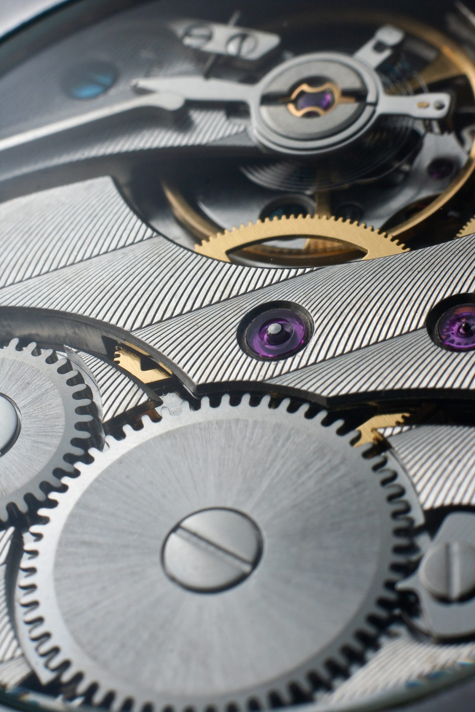 Hand-finished gear train